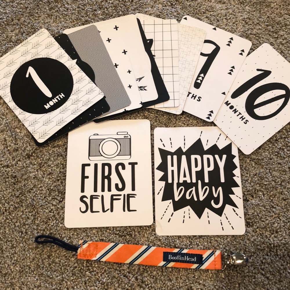 Booginhead pacifier clip and monthly photo cards